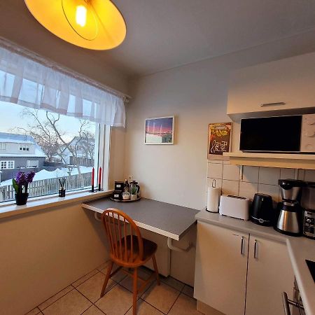 Apartment With 2 Bedrooms Hafnarfjörður Esterno foto